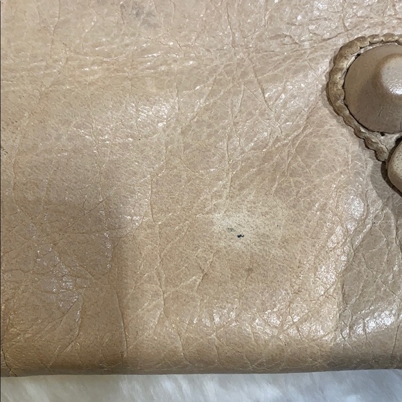 COPY - cream large balenciaga clutch - Picture 3 of 10